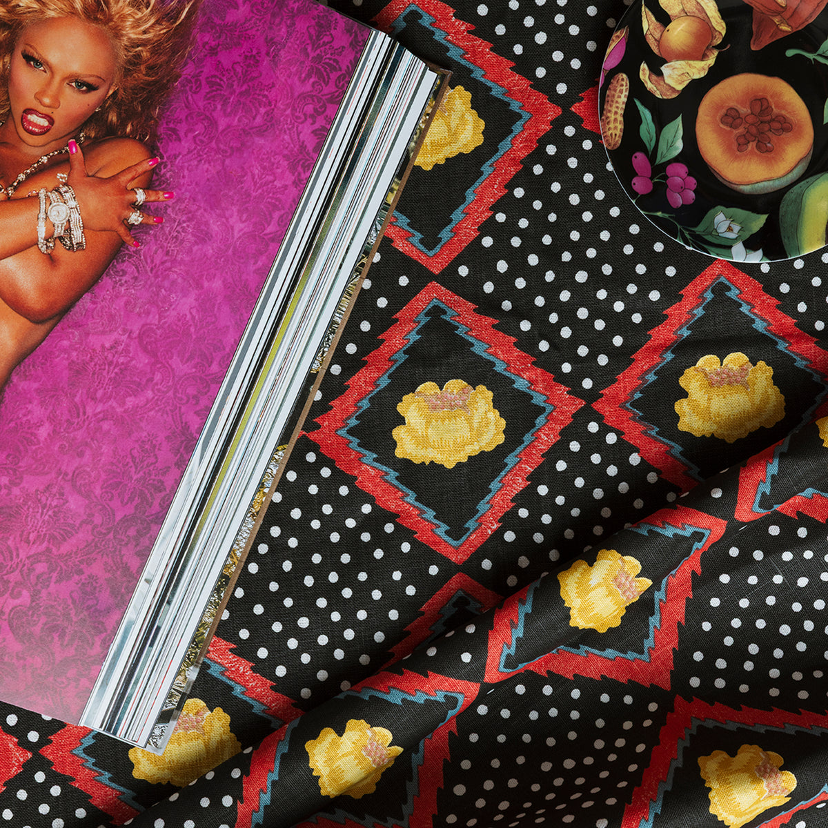 Peony Fabric Swatch | Onyx