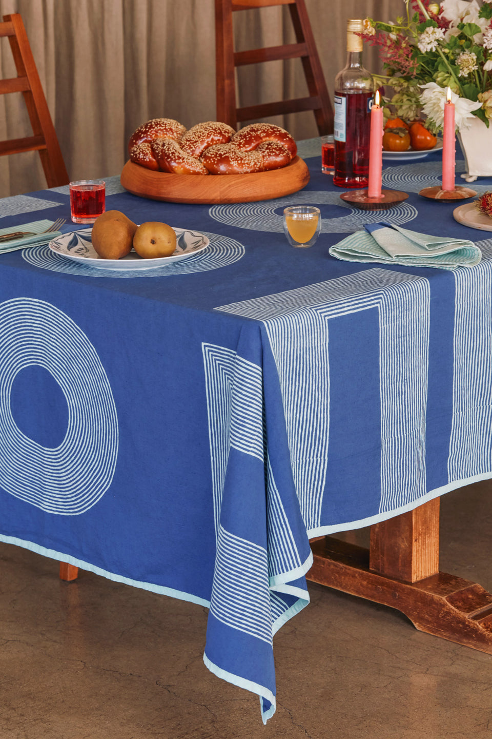 Crane Tablecloth | Cobalt