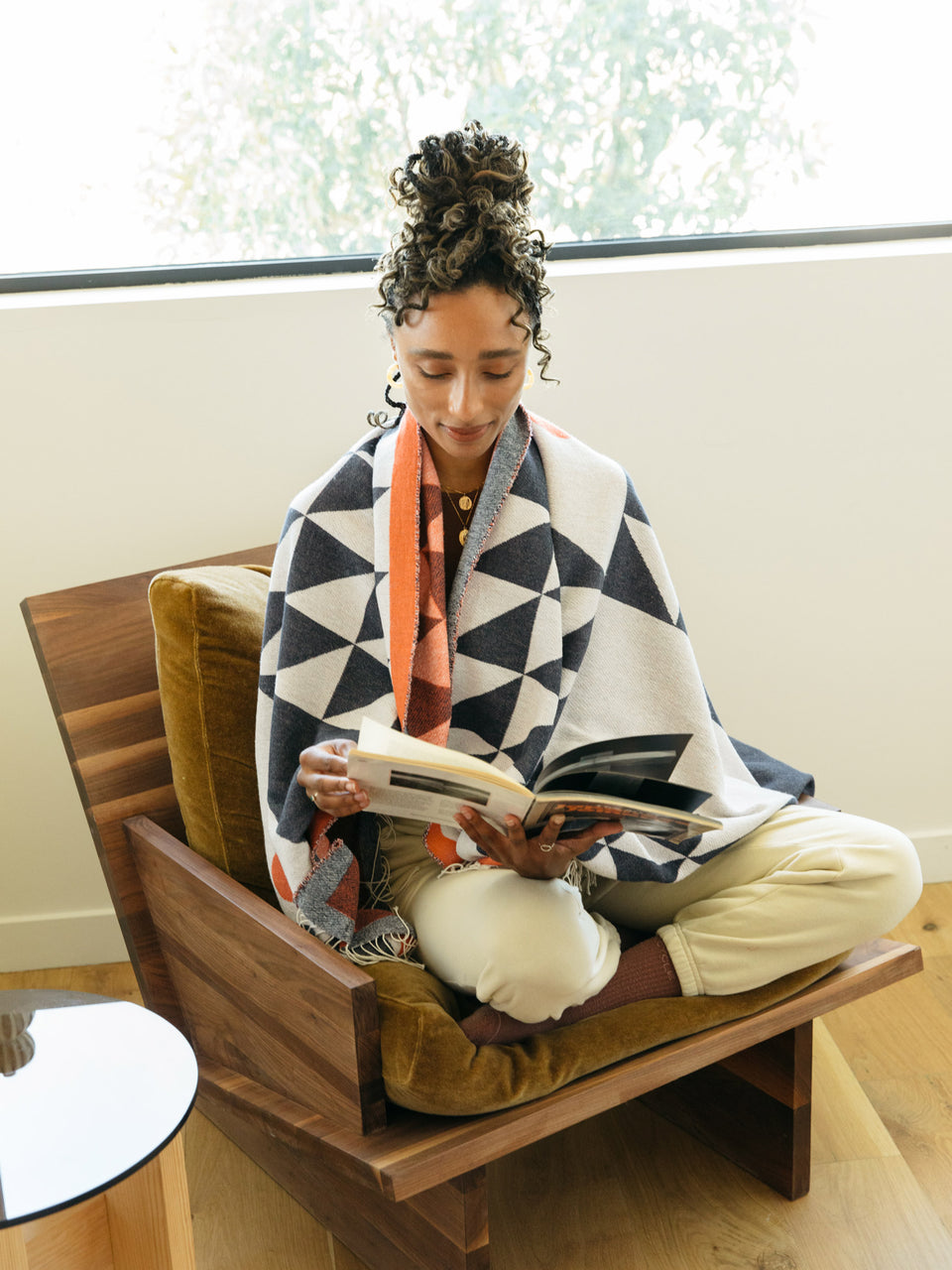 Flock Cotton Throw | Black + Red