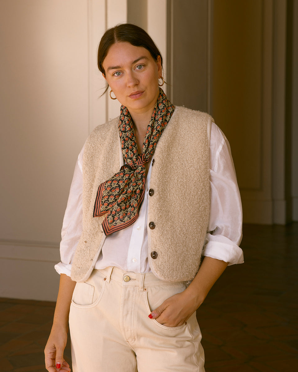 Buttercup Square Scarf | Black