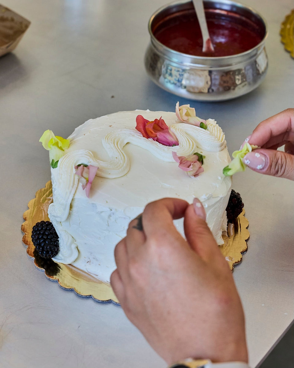 Cake Decorating with Sasha Piligian: July 18th