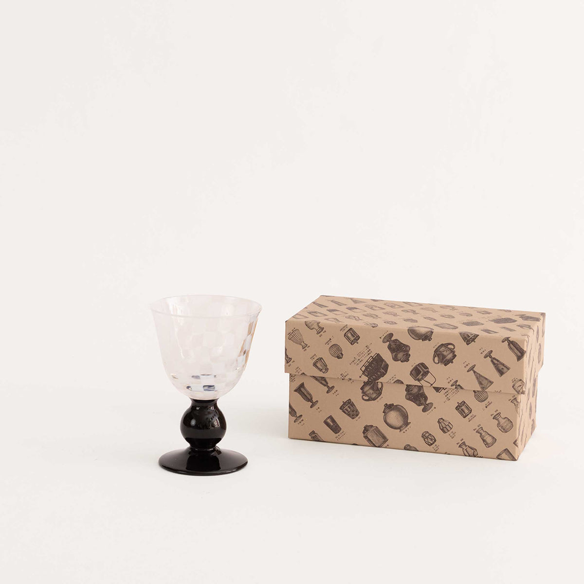 Hirota Glass Taisho Roman Stemmed Sake Cup