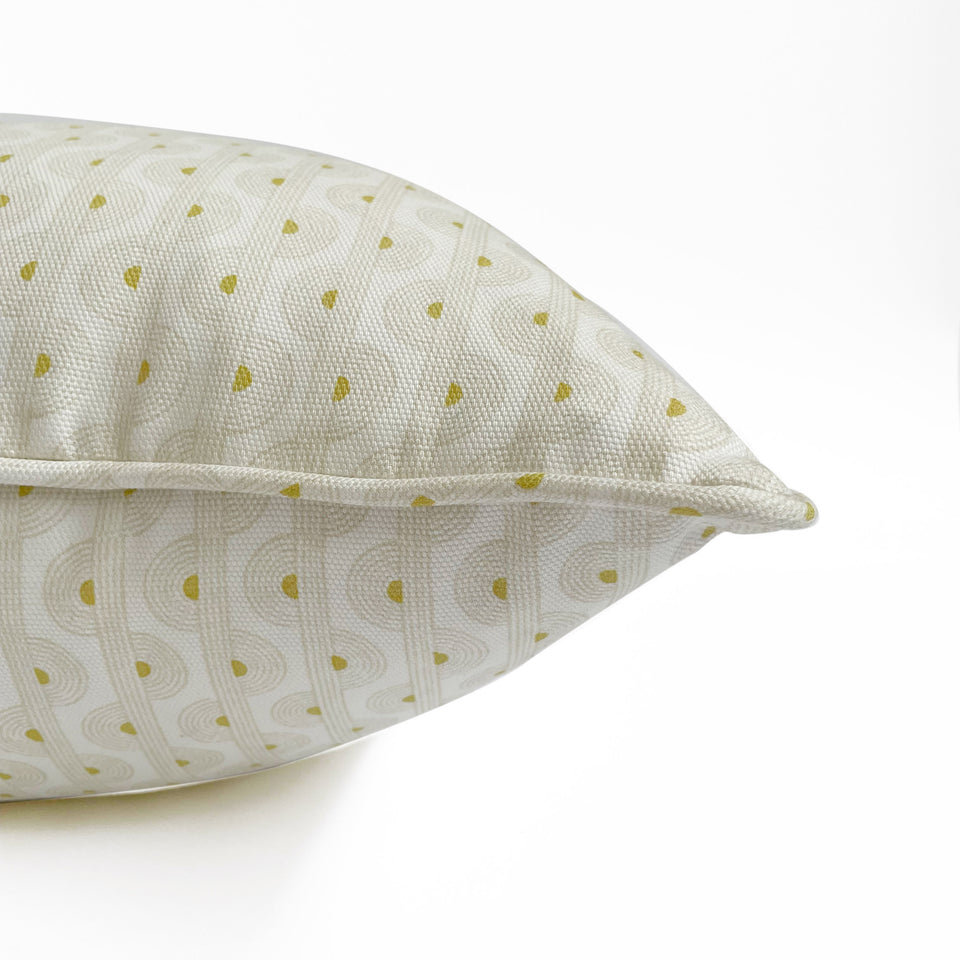 Magnet Reading Pillow | Snowdrop