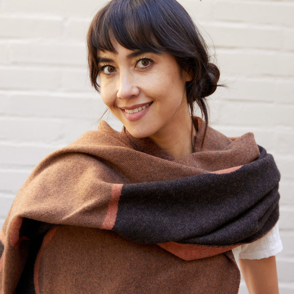 Italian Cashmere Wrap | Coffee