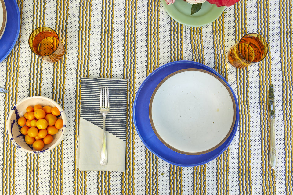 Odette Tablecloth | Honey